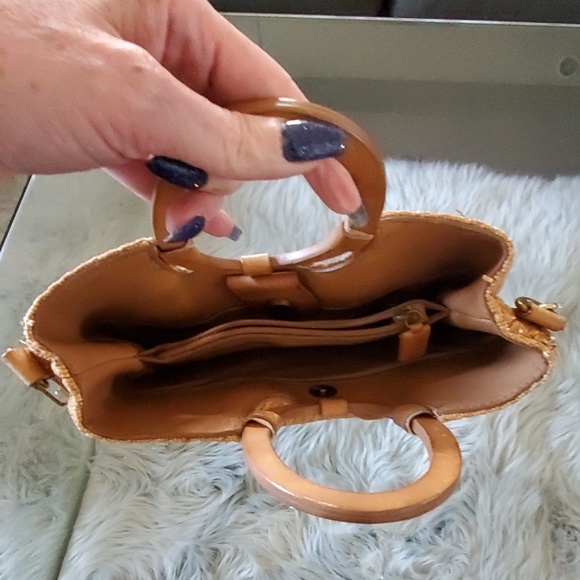 Fossil Straw Handbag with unique key - Picture 5 of 5